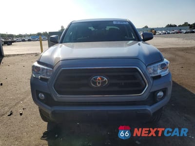 Piąte zdjęcie samochodu w środku: 2021 TOYOTA TACOMA SR5 V6 VIN:5TFAZ5CN1MX117694 - miniatura