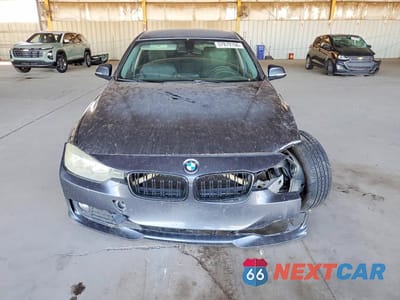 Piąte zdjęcie samochodu w środku: 2015 BMW 320 I VIN:WBA3B1C53FK140204 - miniatura
