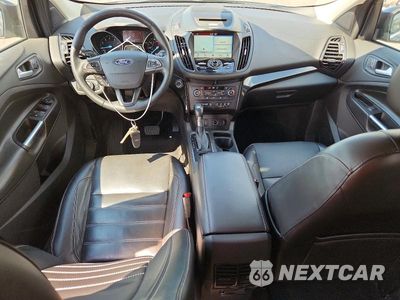 Zdjęcie 8 z 13 samochodu: 2017 FORD ESCAPE TITANIUM VIN:1FMCU9J95HUD05495 - miniatura