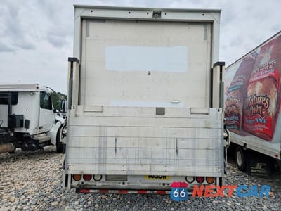 Zdjęcie 6 z 13 samochodu: 2022 ISUZU NPR HD DELIVERY TRUCK VIN:54DC4W1D1NS201466 - miniatura