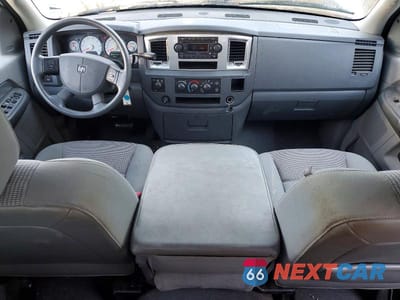 Zdjęcie 8 z 12 samochodu: 2007 DODGE RAM 1500 ST VIN:1D7HU18247S227215 - miniatura