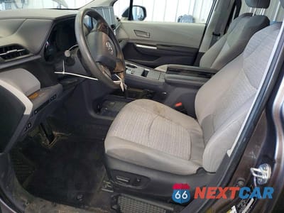 Zdjęcie 7 z 14 samochodu: 2024 TOYOTA SIENNA LE VIN:5TDKSKFC5RS109256 - miniatura