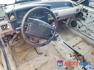 Zdjęcie 8 z 12 samochodu: 1991 FORD MUSTANG GT VIN:1FACP42E4MF163400 - miniatura