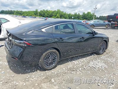 Trzecie zdjęcie samochodu z tyłu: 2026 NISSAN SENTRA SV VIN:3N1AB9CV8TY240419 - miniatura
