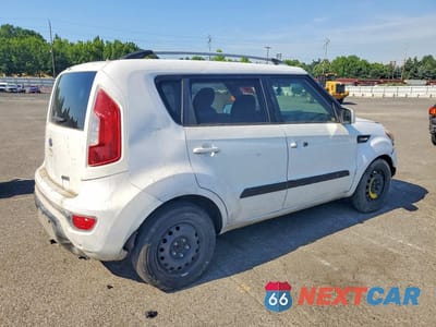 Trzecie zdjęcie samochodu z tyłu: 2012 KIA SOUL BASE VIN:KNDJT2A52C7466932 - miniatura