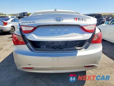 Zdjęcie 6 z 12 samochodu: 2012 HYUNDAI SONATA GLS VIN:5NPEB4ACXCH452206 - miniatura