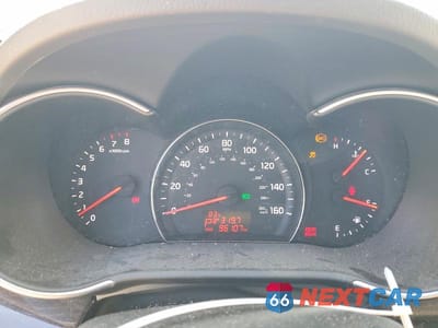 Zdjęcie 9 z 13 samochodu: 2014 KIA SORENTO LX VIN:5XYKT4A70EG459789 - miniatura