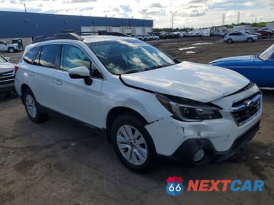 Czwarte zdjęcie samochodu z boku: 2018 SUBARU OUTBACK 2.5I PREMIUM VIN:4S4BSAHC7J3249401 - miniatura