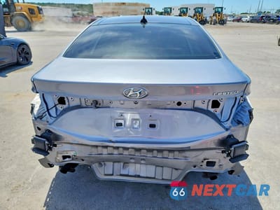 Zdjęcie 6 z 12 samochodu: 2016 HYUNDAI AZERA LIMITED VIN:KMHFH4JG9GA516041 - miniatura