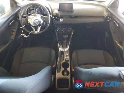 Zdjęcie 8 z 12 samochodu: 2017 TOYOTA YARIS IA BASE VIN:3MYDLBYV7HY147715 - miniatura