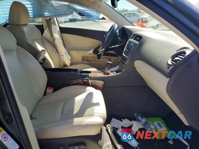 Zdjęcie 7 z 12 samochodu: 2010 LEXUS IS 250 VIN:JTHBF5C21A5114481 - miniatura