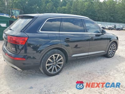 Trzecie zdjęcie samochodu z tyłu: 2017 AUDI Q7 PRESTIGE VIN:WA1VAAF72HD007494 - miniatura