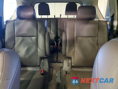 Zdjęcie 10 z 13 samochodu: 2017 LEXUS GX 460 VIN:JTJBM7FX6H5154718 - miniatura