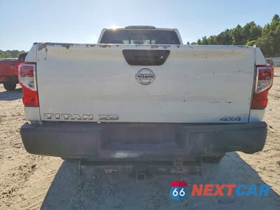 Zdjęcie 6 z 12 samochodu: 2018 NISSAN TITAN XD S VIN:1N6AA1RP7JN512301 - miniatura