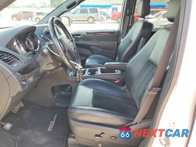 Zdjęcie 7 z 13 samochodu: 2016 DODGE GRAND CARAVAN SXT VIN:2C4RDGCG9GR347016 - miniatura