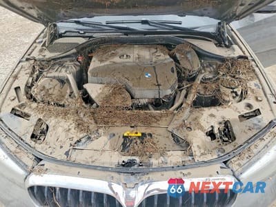 Zdjęcie 11 z 12 samochodu: 2022 BMW 530E VIN:WBA13AG01NCJ60527 - miniatura