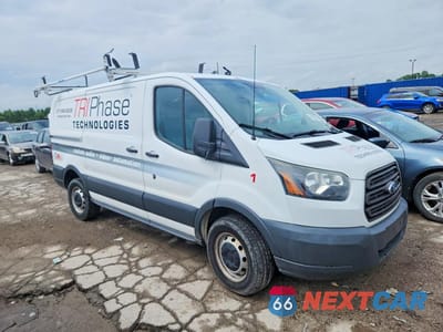 Czwarte zdjęcie samochodu z boku: 2015 FORD TRANSIT T-250 VIN:1FTNR1YGXFKA36746 - miniatura