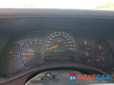 Zdjęcie 9 z 12 samochodu: 2004 CHEVROLET SILVERADO C1500 VIN:2GCEC13T141430381 - miniatura
