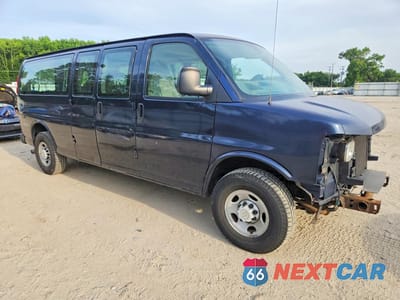 Czwarte zdjęcie samochodu z boku: 2006 CHEVROLET EXPRESS G3500 VIN:1GAHG39U561222289 - miniatura