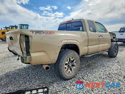 Trzecie zdjęcie samochodu z tyłu: 2019 TOYOTA TACOMA TRD OFF-ROAD VIN:5TFSZ5AN5KX195724 - miniatura