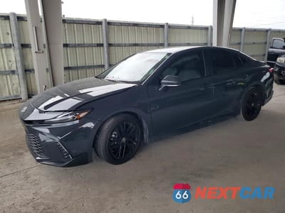 2025 TOYOTA CAMRY SE 4T1DAACK2SU629865 - główne zdjęcie licytacji z USA - miniatura