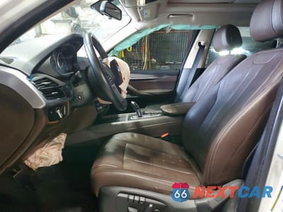 Zdjęcie 7 z 13 samochodu: 2015 BMW X5 XDRIVE35I VIN:5UXKR0C59F0K69255 - miniatura