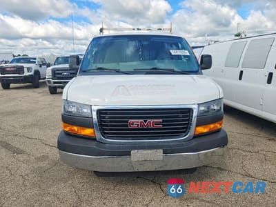 Piąte zdjęcie samochodu w środku: 2016 GMC SAVANA G2500 VIN:1GTW7AFF2G1907201 - miniatura