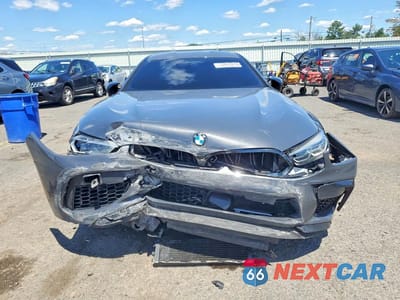 Piąte zdjęcie samochodu w środku: 2020 BMW M8 VIN:WBSGV0C03LCD68215 - miniatura