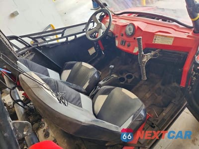 Piąte zdjęcie samochodu w środku: 2011 POLARIS RZR 900 UTILITY VEHICLE VIN:4XAJH87A5BB421057 - miniatura