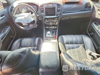 Zdjęcie 8 z 12 samochodu: 2022 CHRYSLER 300 S VIN:2C3CCABG7NH249097 - miniatura