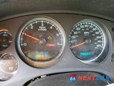Zdjęcie 9 z 13 samochodu: 2008 CHEVROLET TAHOE K1500 VIN:1GNFK13058J182734 - miniatura