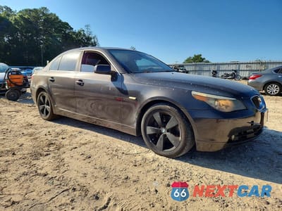 Czwarte zdjęcie samochodu z boku: 2006 BMW 525 XI VIN:WBANF33516CS37128 - miniatura