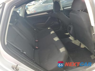 Zdjęcie 10 z 12 samochodu: 2012 VOLKSWAGEN PASSAT S VIN:1VWAP7A3XCC031368 - miniatura