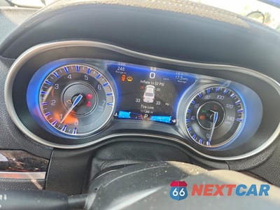 Zdjęcie 9 z 13 samochodu: 2018 CHRYSLER 300 LIMITED VIN:2C3CCAEG2JH263995 - miniatura