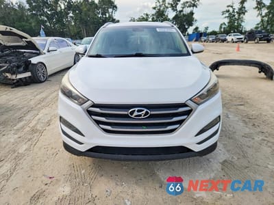 Piąte zdjęcie samochodu w środku: 2018 HYUNDAI TUCSON SEL PLUS VIN:KM8J33A42JU737673 - miniatura