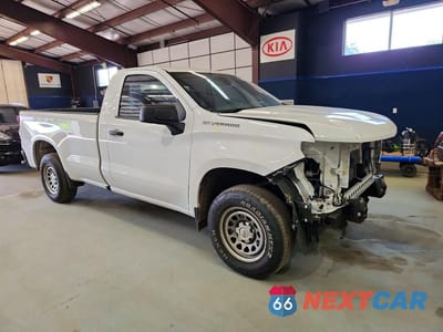 Czwarte zdjęcie samochodu z boku: 2019 CHEVROLET SILVERADO C1500 VIN:3GCNWAEH4KG228395 - miniatura
