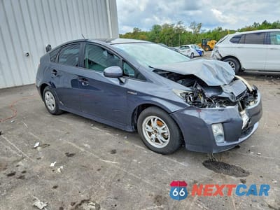 Czwarte zdjęcie samochodu z boku: 2010 TOYOTA PRIUS IV VIN:JTDKN3DU0A0080667 - miniatura