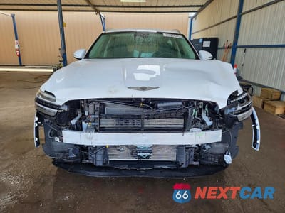 Piąte zdjęcie samochodu w środku: 2026 GENESIS GV70 2.5T STANDARD VIN:KMUMADTBXTU256045 - miniatura