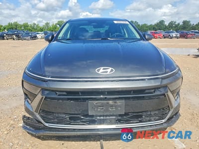Piąte zdjęcie samochodu w środku: 2024 HYUNDAI SONATA HYBRID SEL VIN:KMHL34JJXRA099979 - miniatura