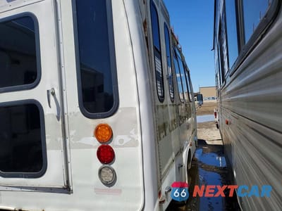 Trzecie zdjęcie samochodu z tyłu: 2013 CHEVROLET EXPRESS G4500 VIN:1GB6G5BL2D1130909 - miniatura