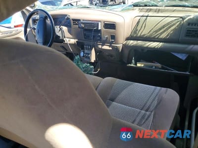 Zdjęcie 8 z 12 samochodu: 2002 FORD F250 SUPER DUTY VIN:1FTNW20F22EC74407 - miniatura