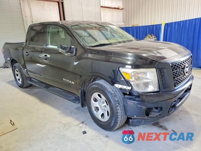 Czwarte zdjęcie samochodu z boku: 2017 NISSAN TITAN S VIN:1N6AA1EK8HN544386 - miniatura