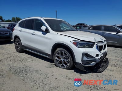 Czwarte zdjęcie samochodu z boku: 2022 BMW X1 SDRIVE28I VIN:WBXJG7C08N5U49380 - miniatura
