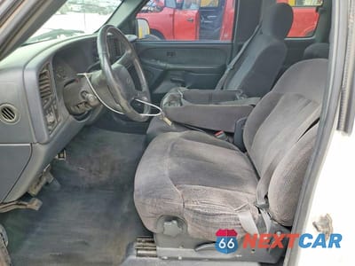 Zdjęcie 7 z 12 samochodu: 1999 CHEVROLET SILVERADO C1500 VIN:1GCEC19W8XZ203704 - miniatura