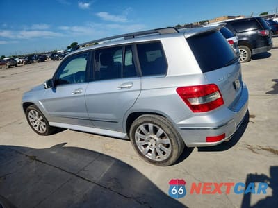 Drugie zdjęcie samochodu z przodu: 2010 MERCEDES-BENZ GLK 350 VIN:WDCGG5GB9AF333773 - miniatura