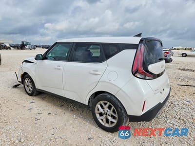 Drugie zdjęcie samochodu z przodu: 2023 KIA SOUL LX VIN:KNDJ23AU7P7863414 - miniatura