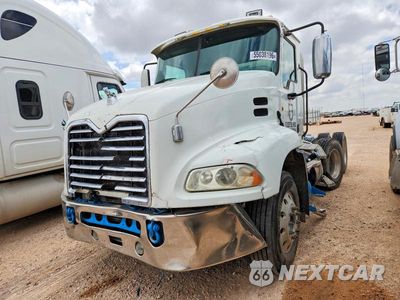 Drugie zdjęcie samochodu z przodu: 2014 MACK CXU613 SEMI TRUCK VIN:1M1AW07Y8EM040695 - miniatura