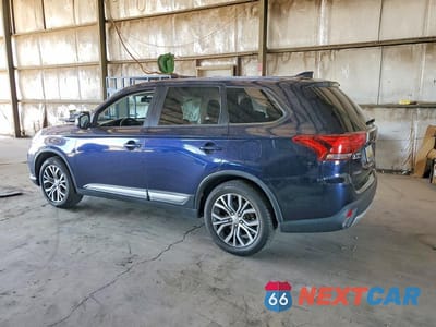 Drugie zdjęcie samochodu z przodu: 2018 MITSUBISHI OUTLANDER ES VIN:JA4AD2A38JZ062024 - miniatura