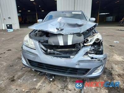 Piąte zdjęcie samochodu w środku: 2013 HYUNDAI GENESIS 3.8L VIN:KMHGC4DD5DU255358 - miniatura