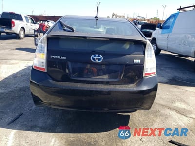 Zdjęcie 6 z 12 samochodu: 2010 TOYOTA PRIUS III VIN:JTDKN3DU4A5013914 - miniatura